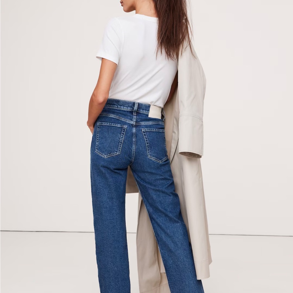HIGH-RISE 90S STRAIGHT JEAN